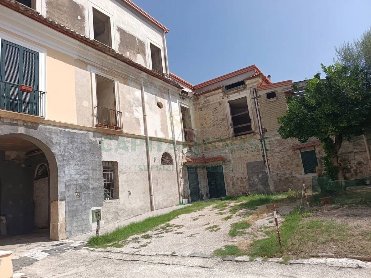 S.Indipendente in vendita a Caserta, Briano
