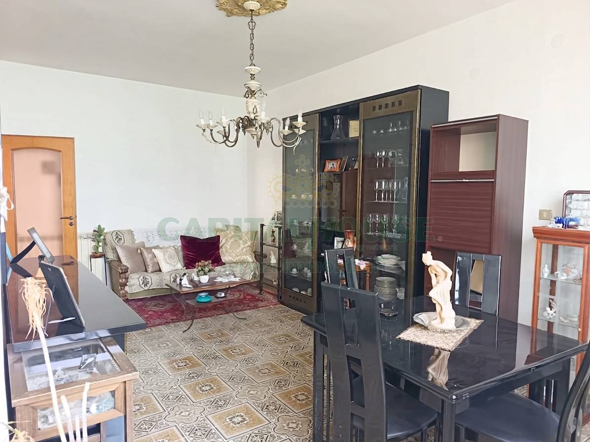 Appartamento in vendita a Caserta, Via Ruggiero