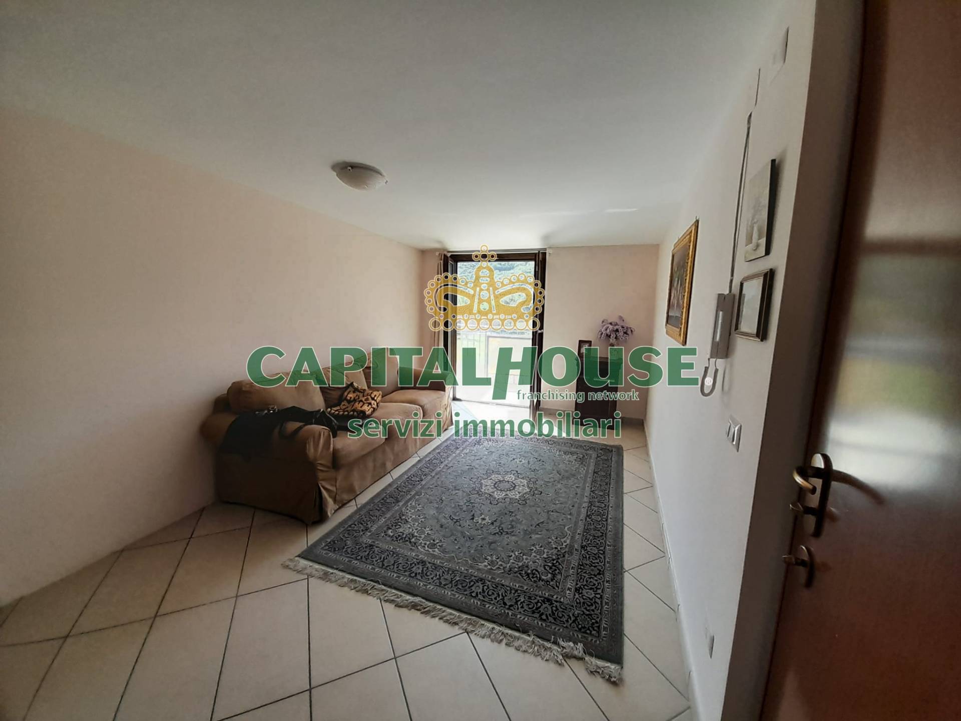 Appartamento in affitto a Castel Morrone, Castel Morrone