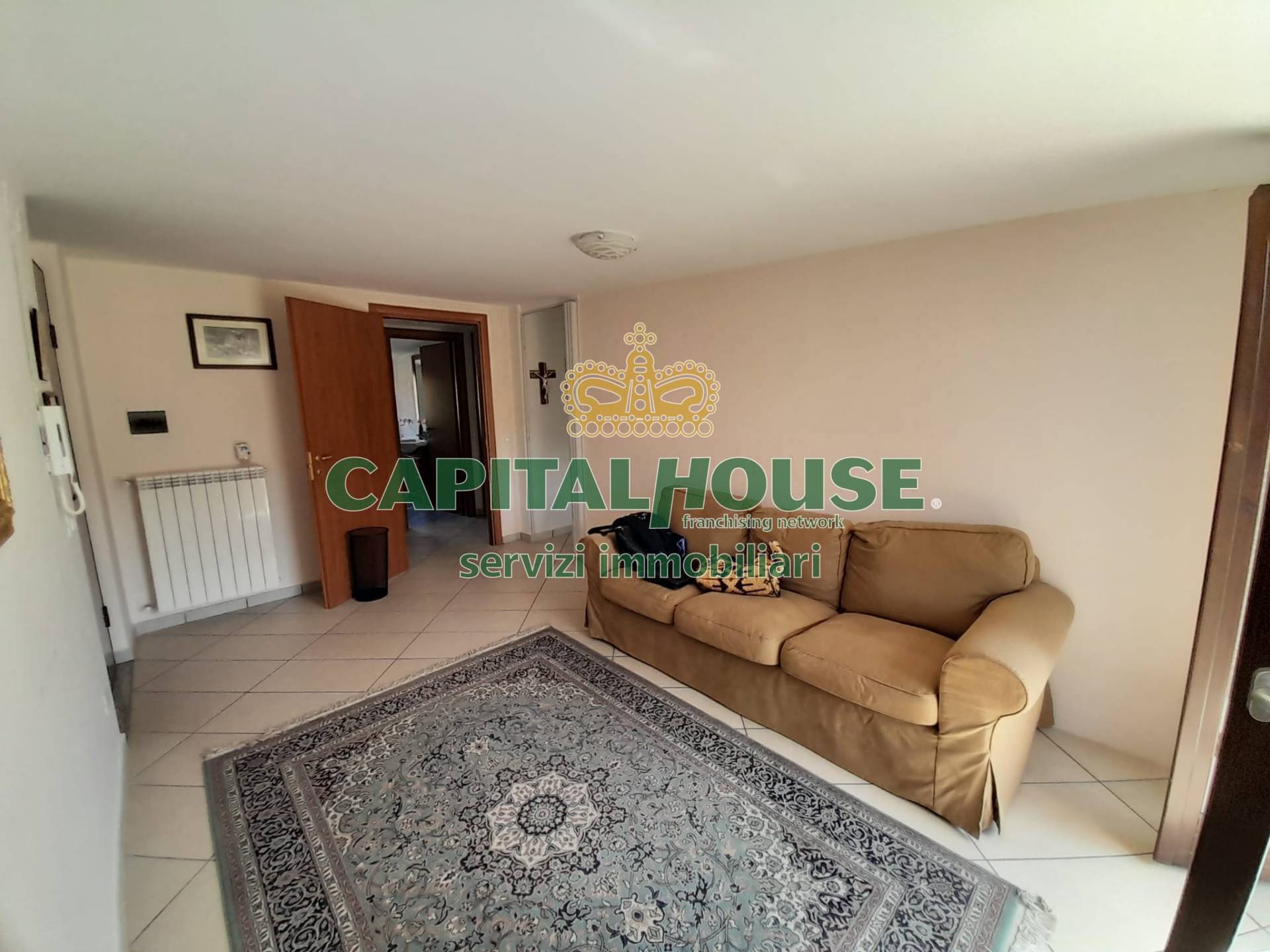 Appartamento in affitto a Castel Morrone, Castel Morrone