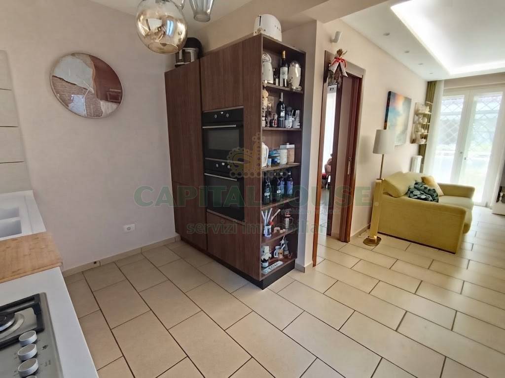 Appartamento in vendita a Caserta, ZONA MERCATO