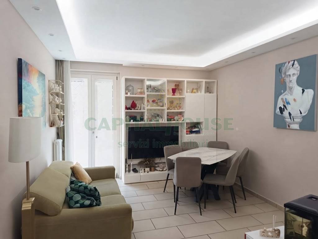 Appartamento in vendita a Caserta, ZONA MERCATO