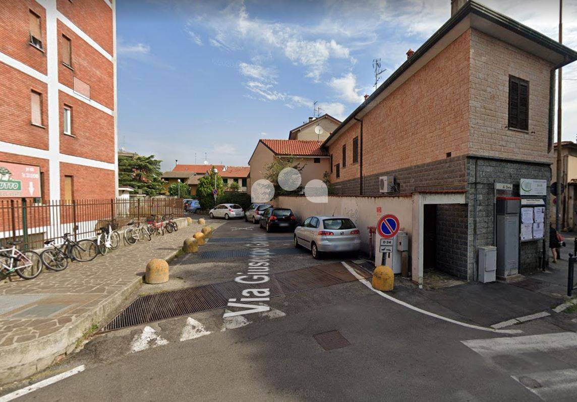 Box o garage in affitto a Nova Milanese