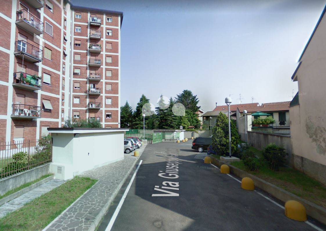 Box o garage in affitto a Nova Milanese