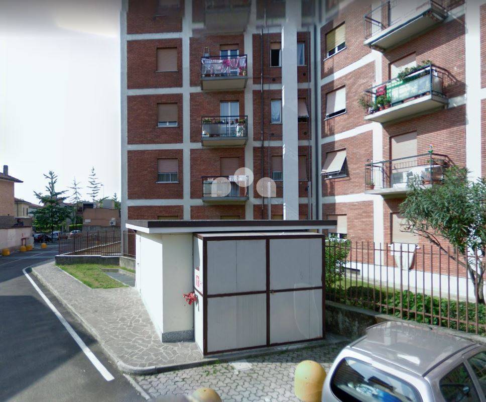 Box o garage in affitto a Nova Milanese