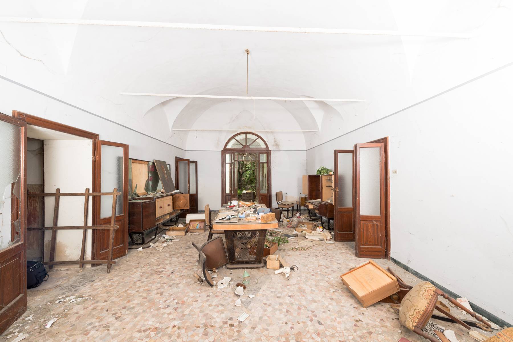 Cascina a corte con casa padronale e rustici in centro in vendita a Cremona