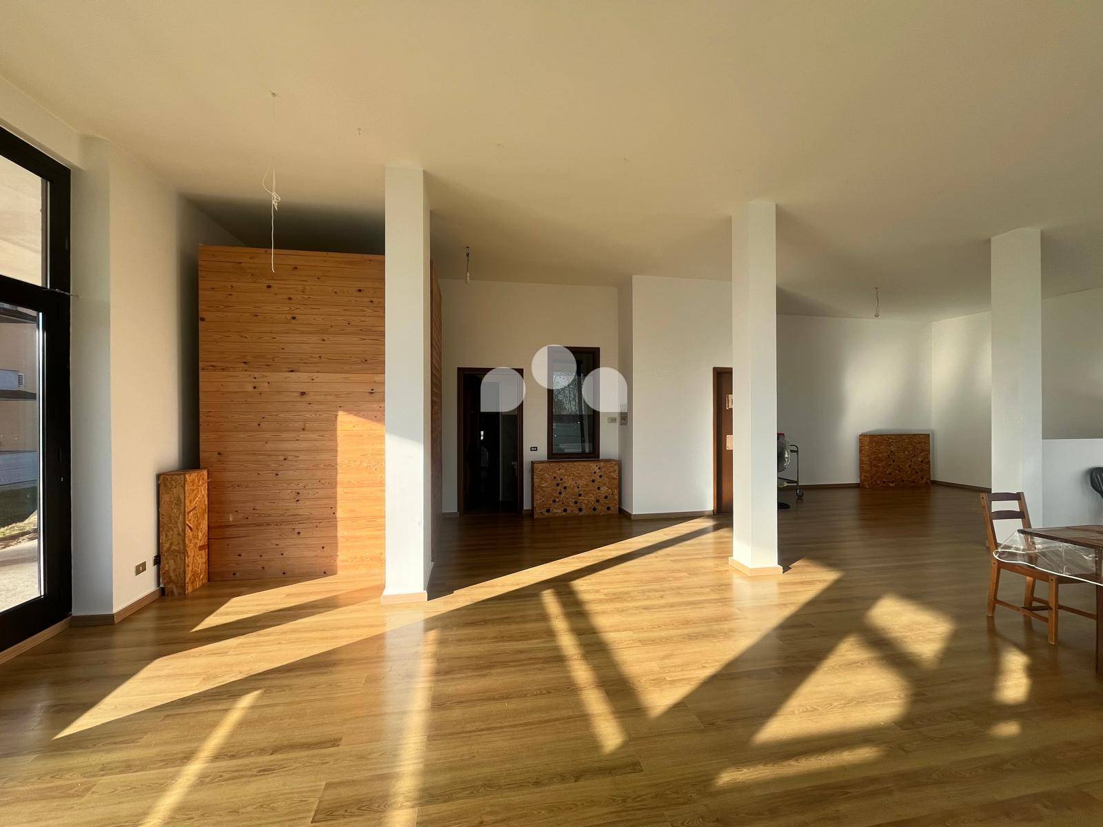 Negozio in affitto a Palazzo Pignano, Scannabue