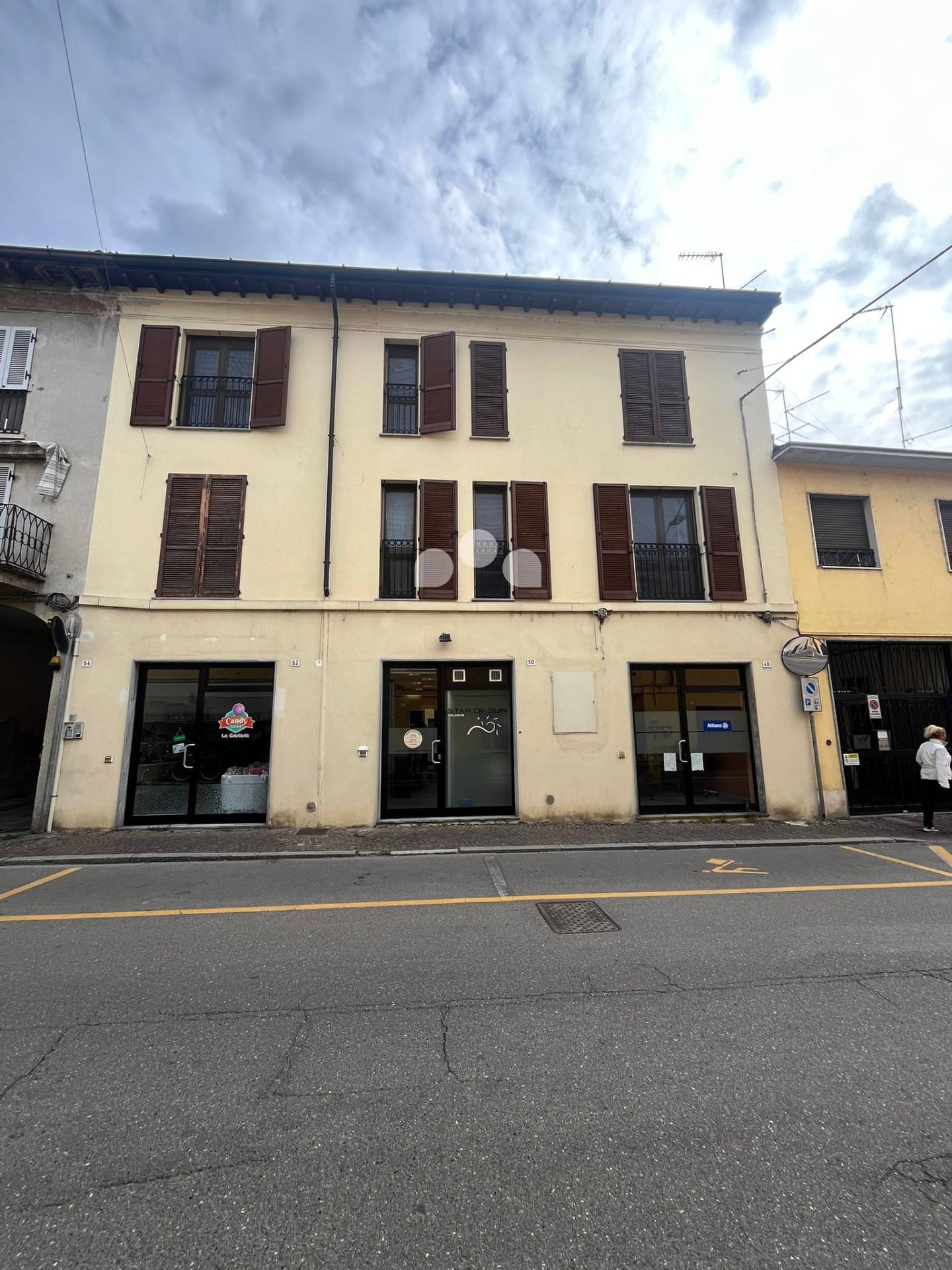 Negozio in vendita a Casalpusterlengo