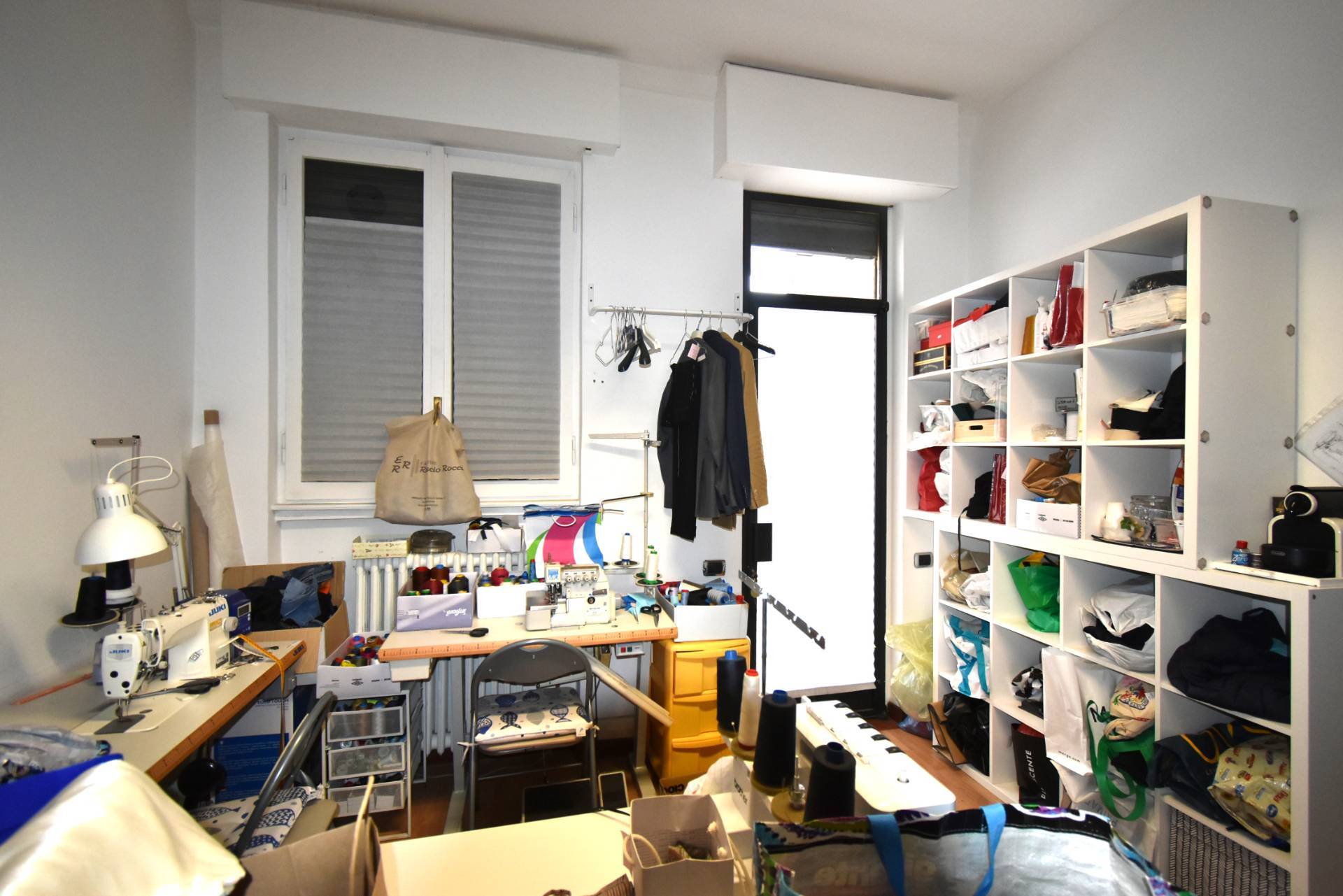 Locale commerciale in vendita a Bernareggio