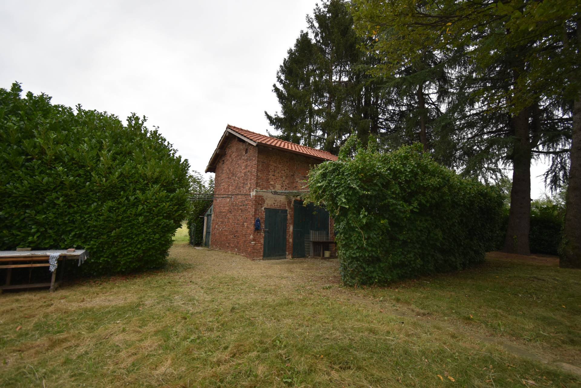 Terreno in vendita a Bernareggio