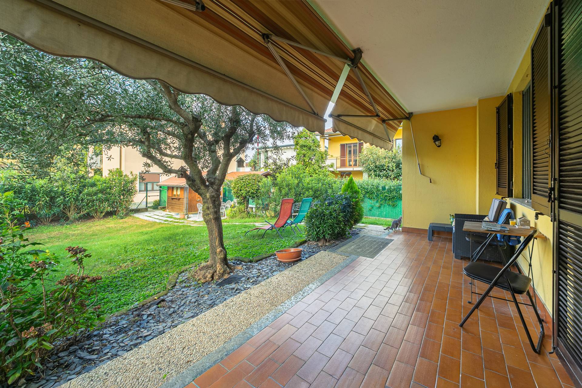 Villa bifamiliare in vendita a Usmate Velate