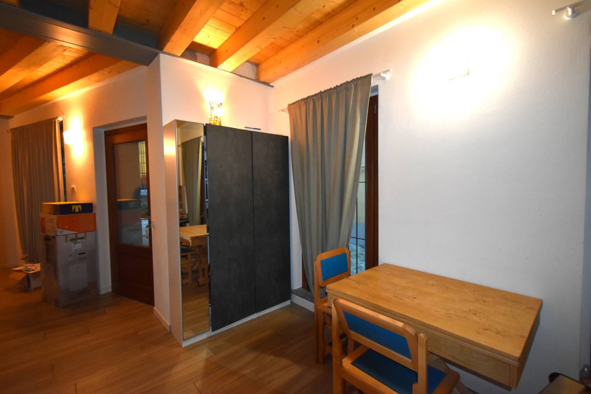 Casa indipendente in affitto a Imbersago