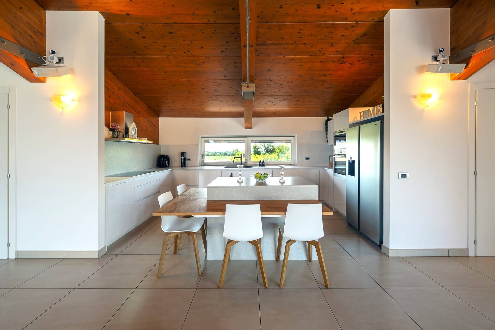 Attico in vendita a Bernareggio