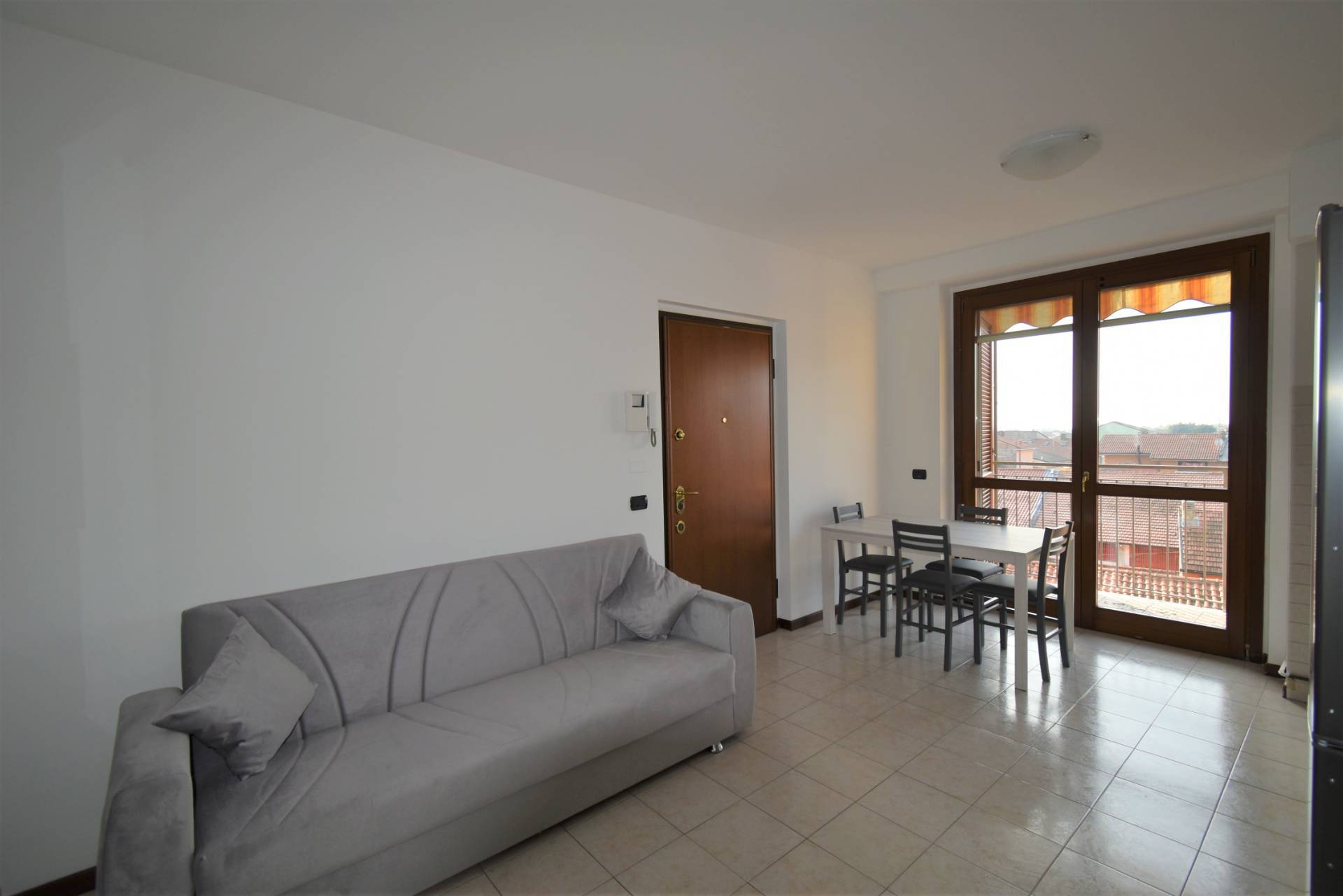 Appartamento in affitto a Roncello