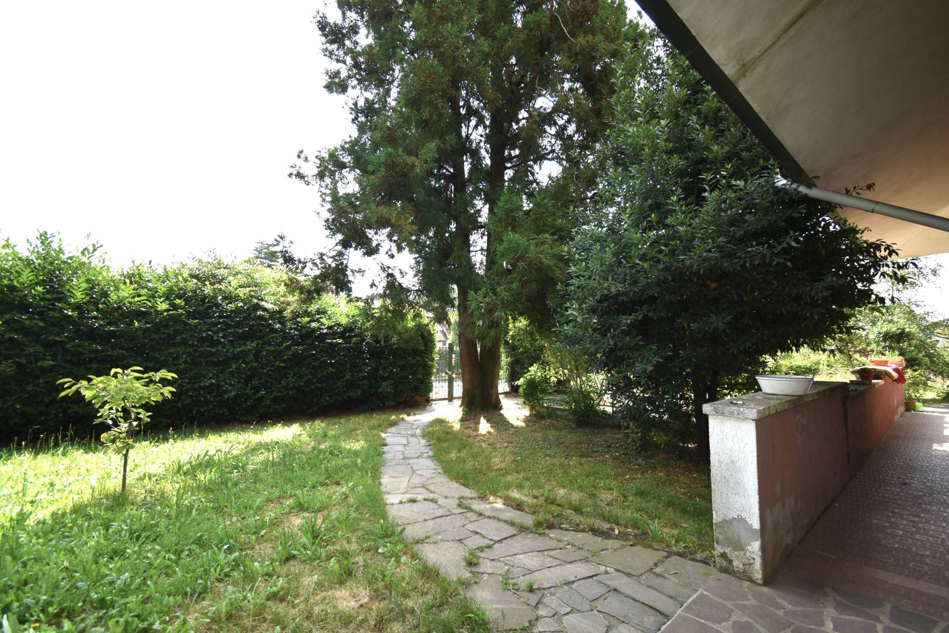 Villa unifamiliare in vendita a Casatenovo, Rogoredo