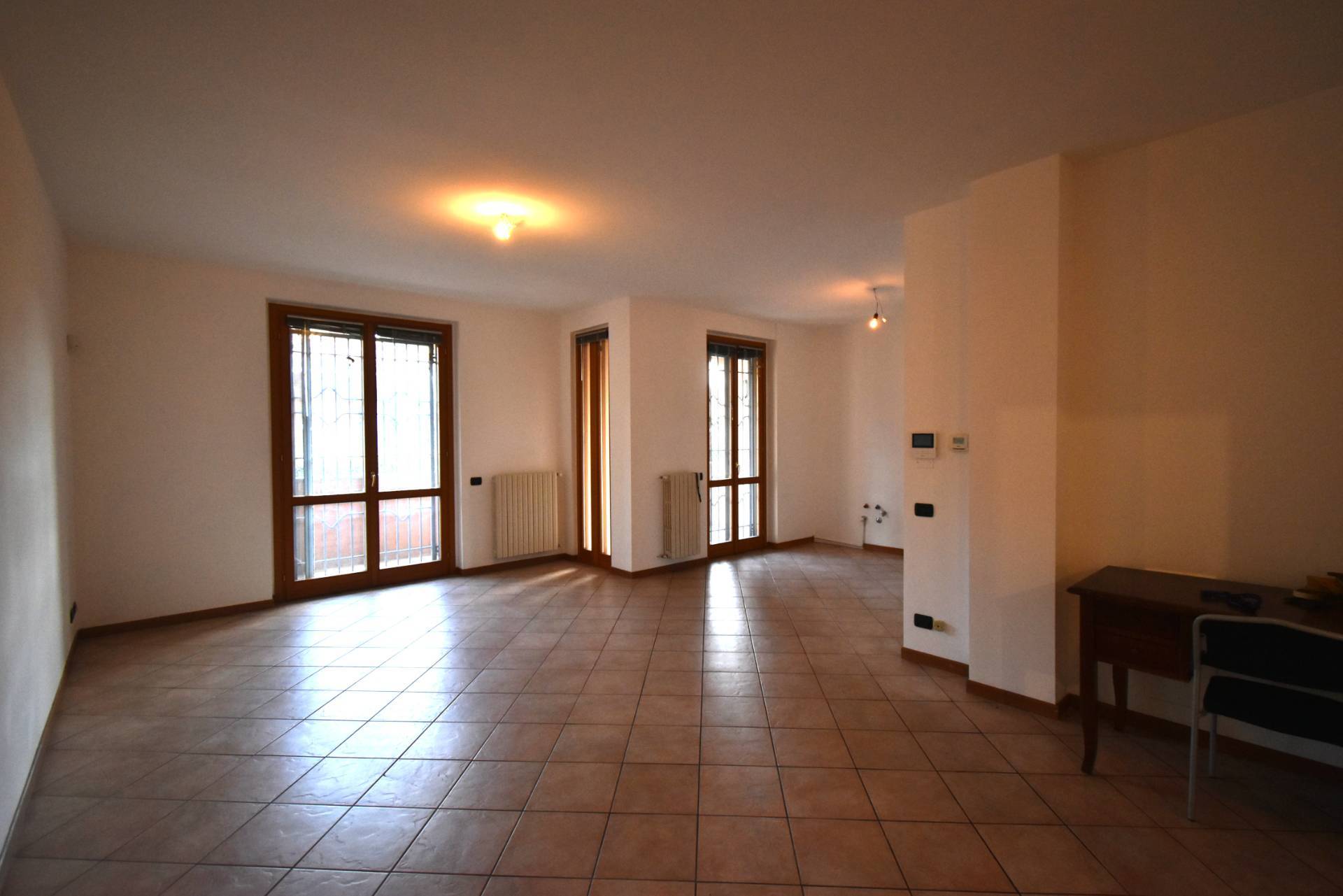 Appartamento in affitto a Bernareggio