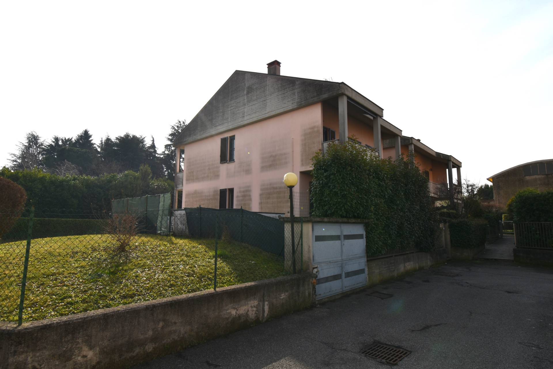 Appartamento in affitto a Bernareggio