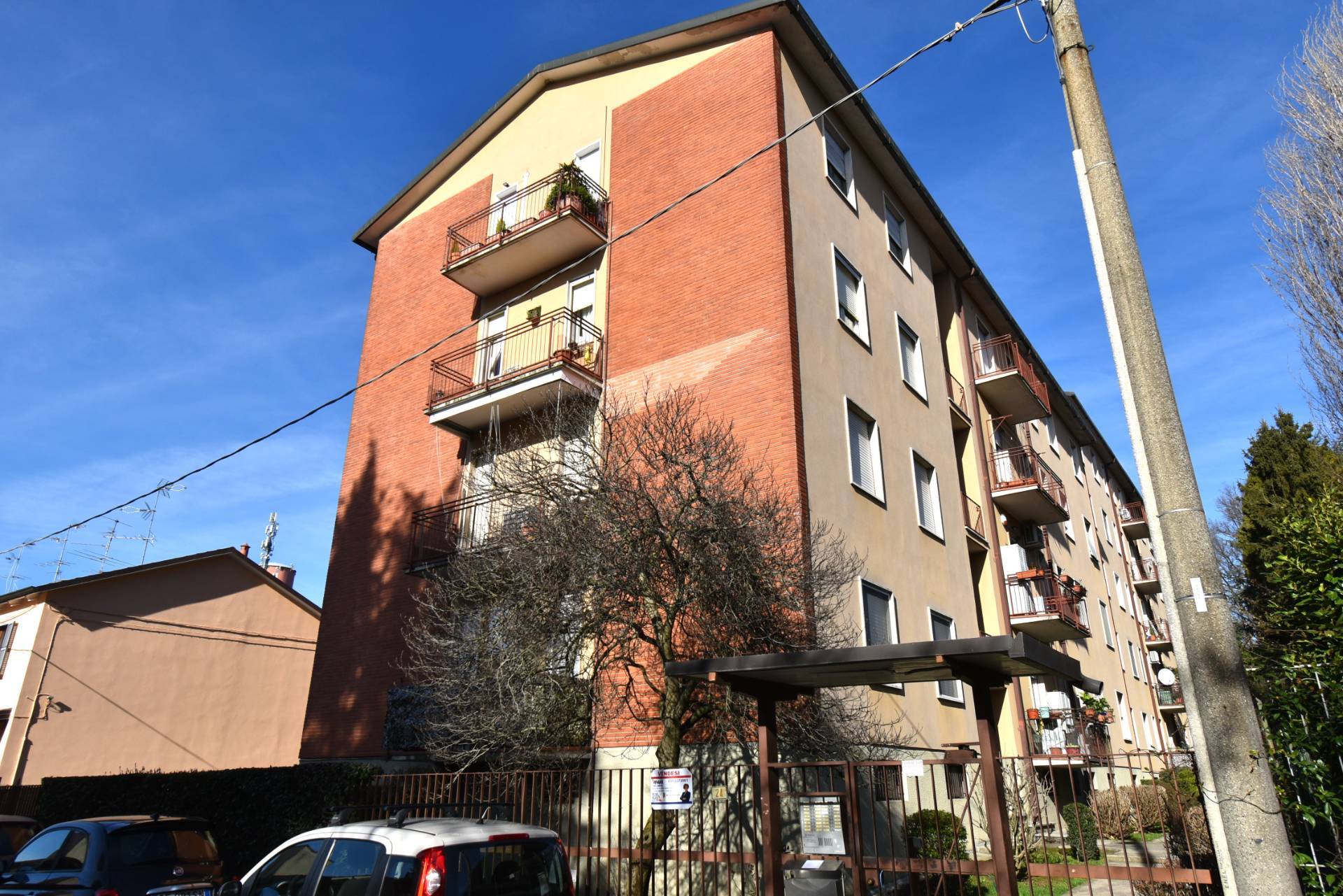 Appartamento in vendita a Usmate Velate