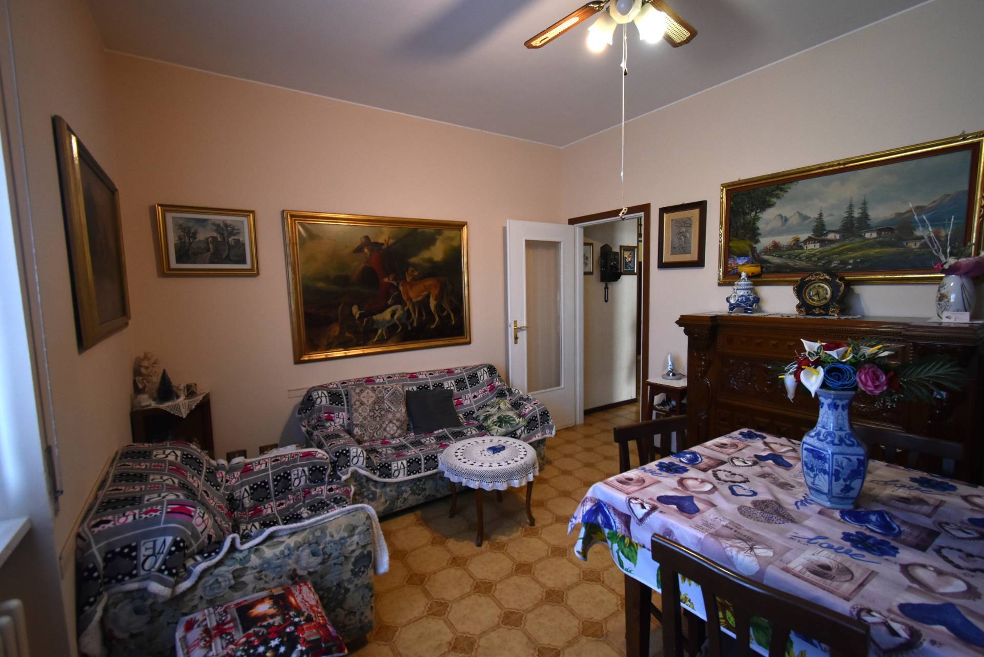 Appartamento in vendita a Usmate Velate