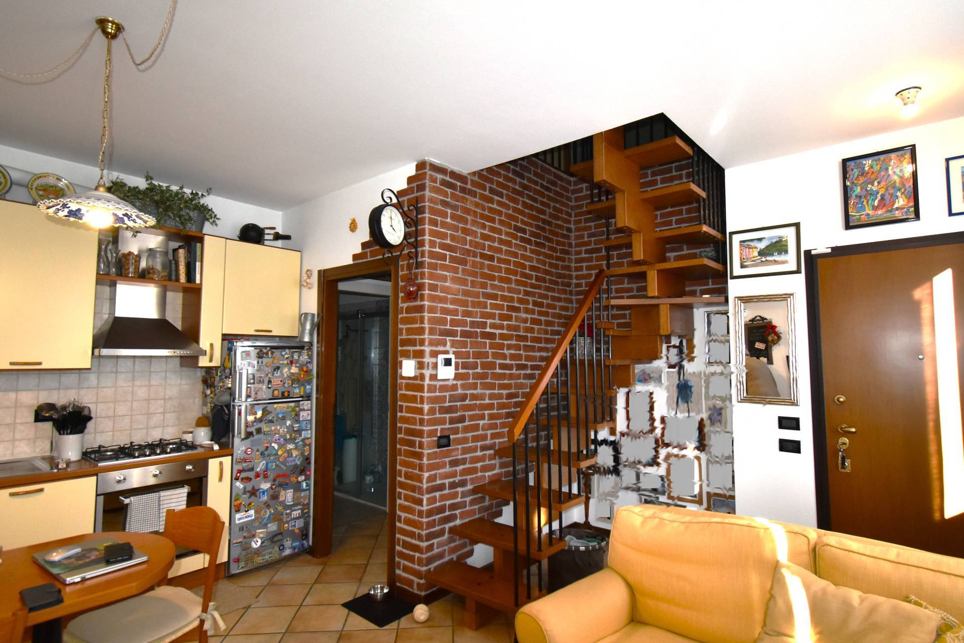 Appartamento in vendita a Vimercate