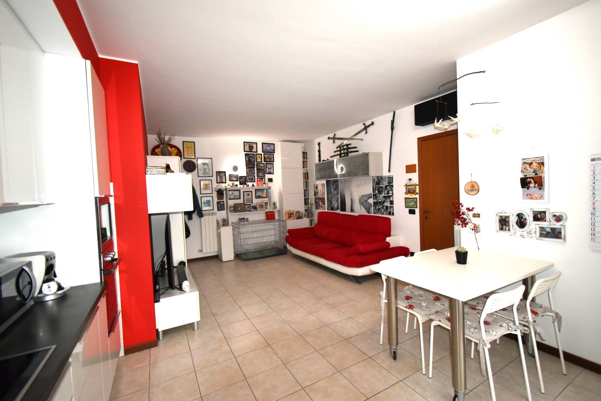 Appartamento in vendita a Bernareggio