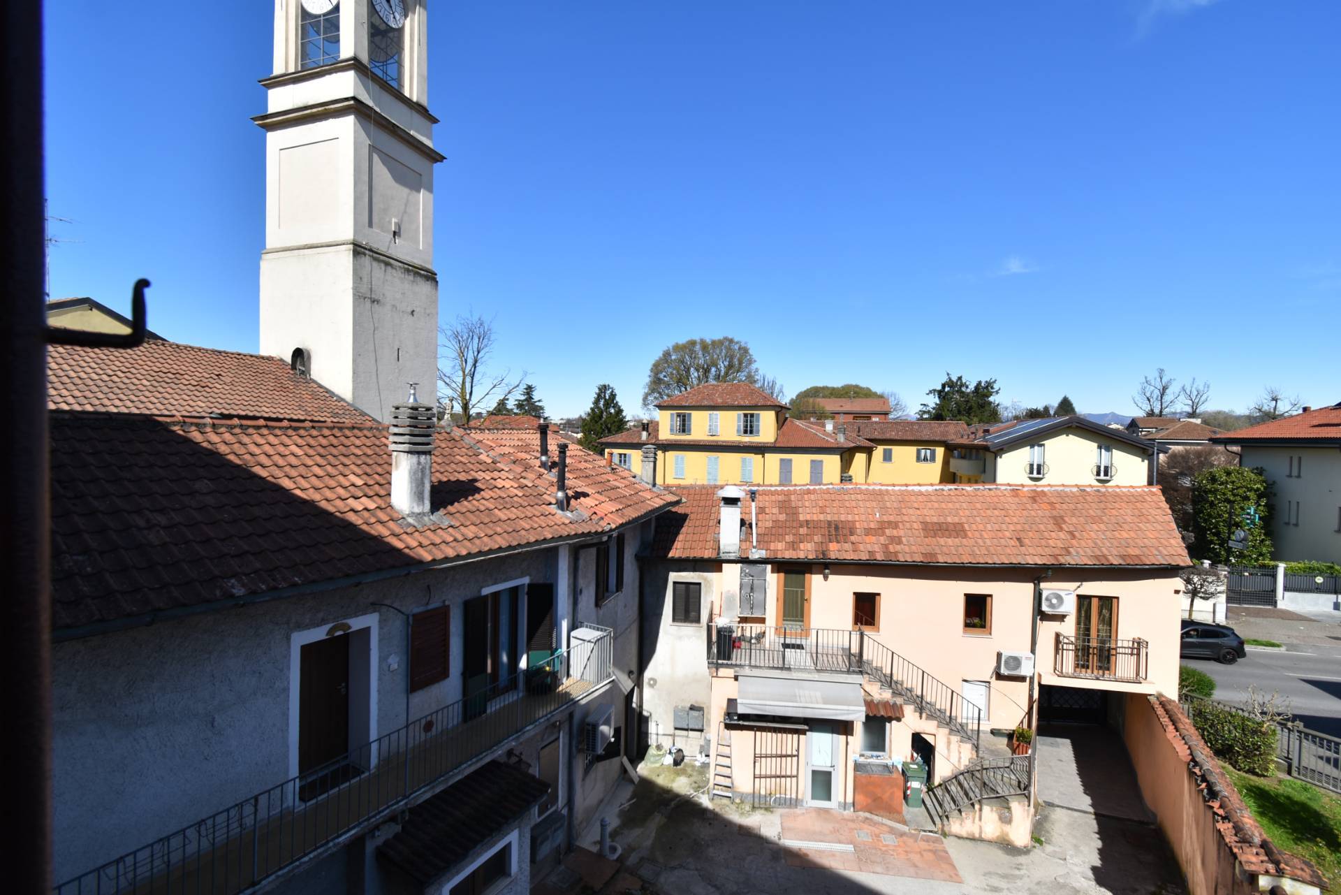 Appartamento in vendita a Usmate Velate