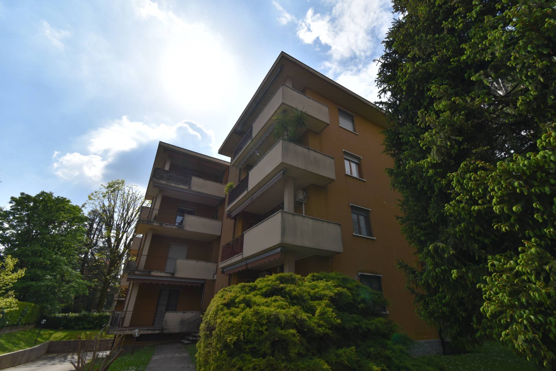 Appartamento in vendita a Bernareggio