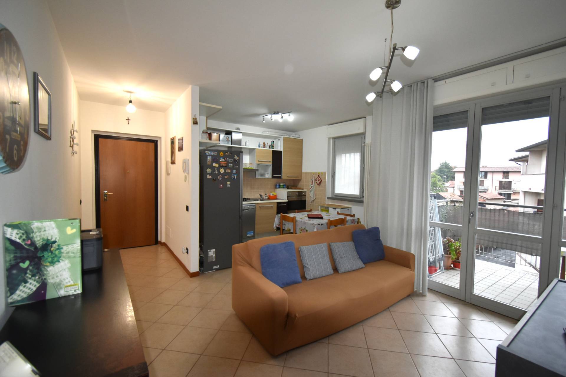 Appartamento in vendita a Ronco Briantino