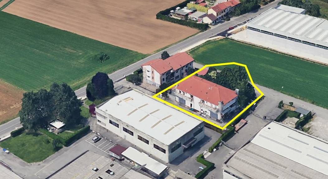 Capannone in vendita a Aicurzio, Cascina Restelli