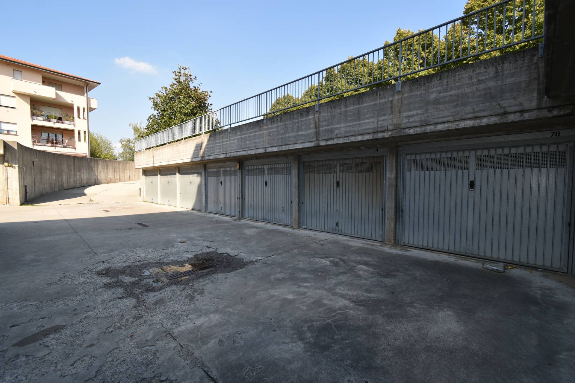 Box o garage in affitto a Bernareggio
