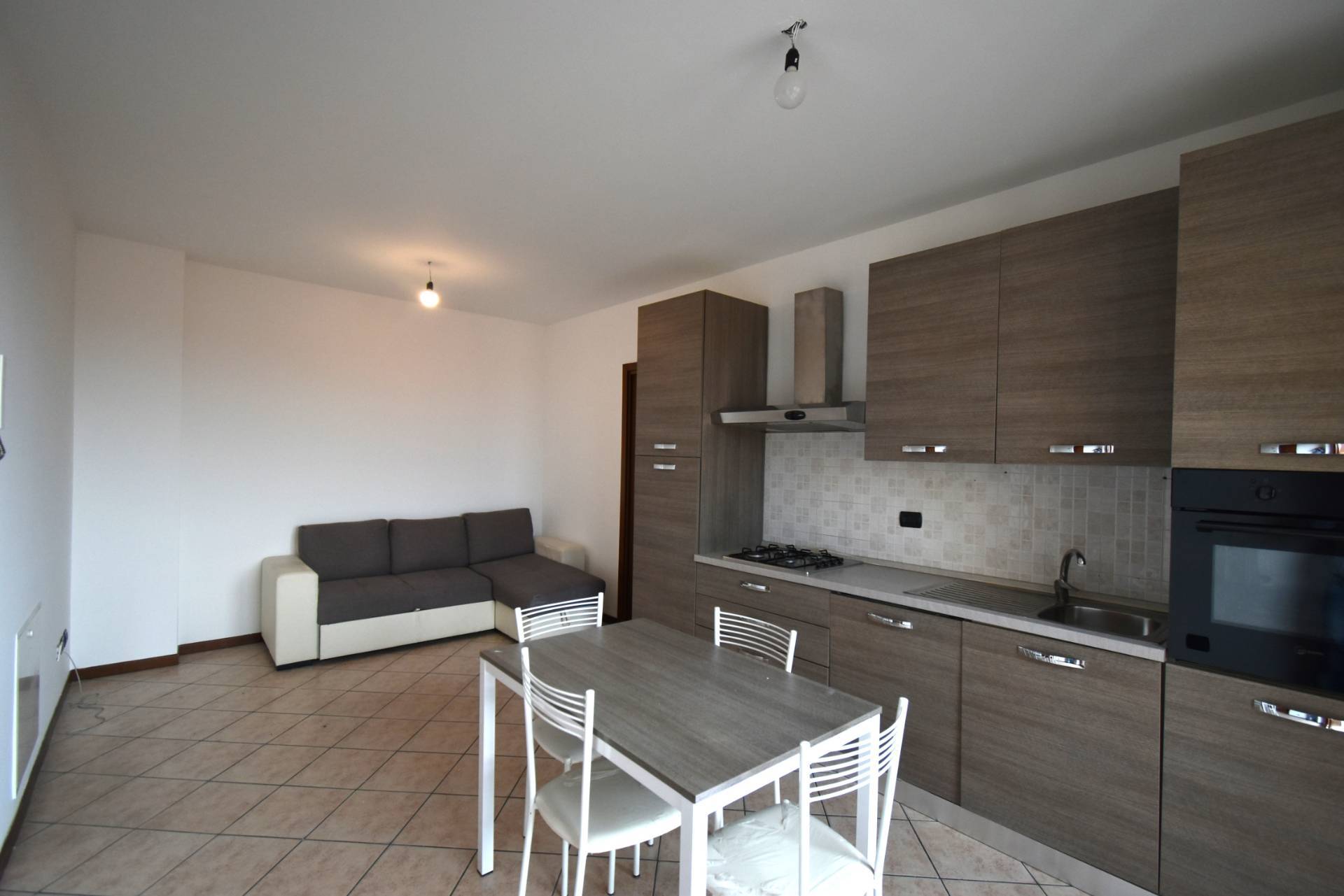 Appartamento in affitto a Roncello