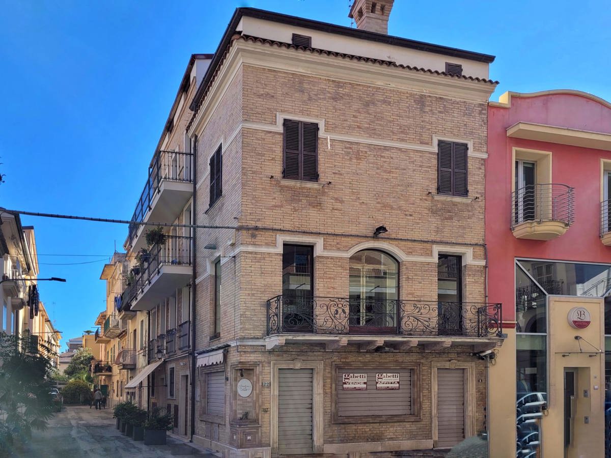 Stabile/Palazzo a basso consumo a San Benedetto del Tronto
