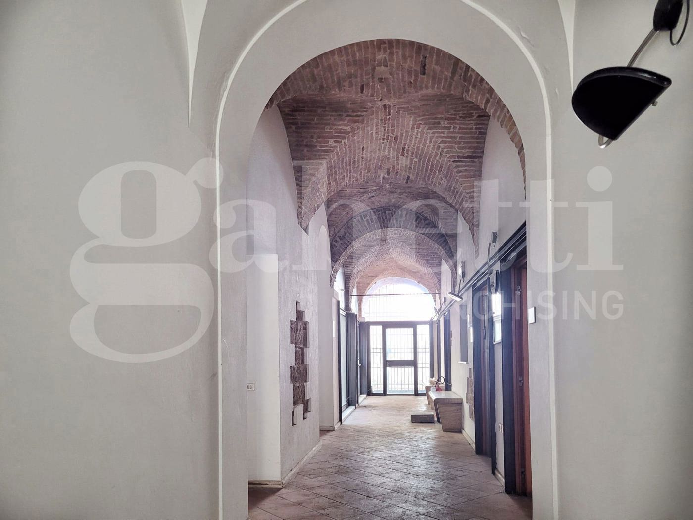 Stabile/Palazzo in vendita a Ascoli Piceno