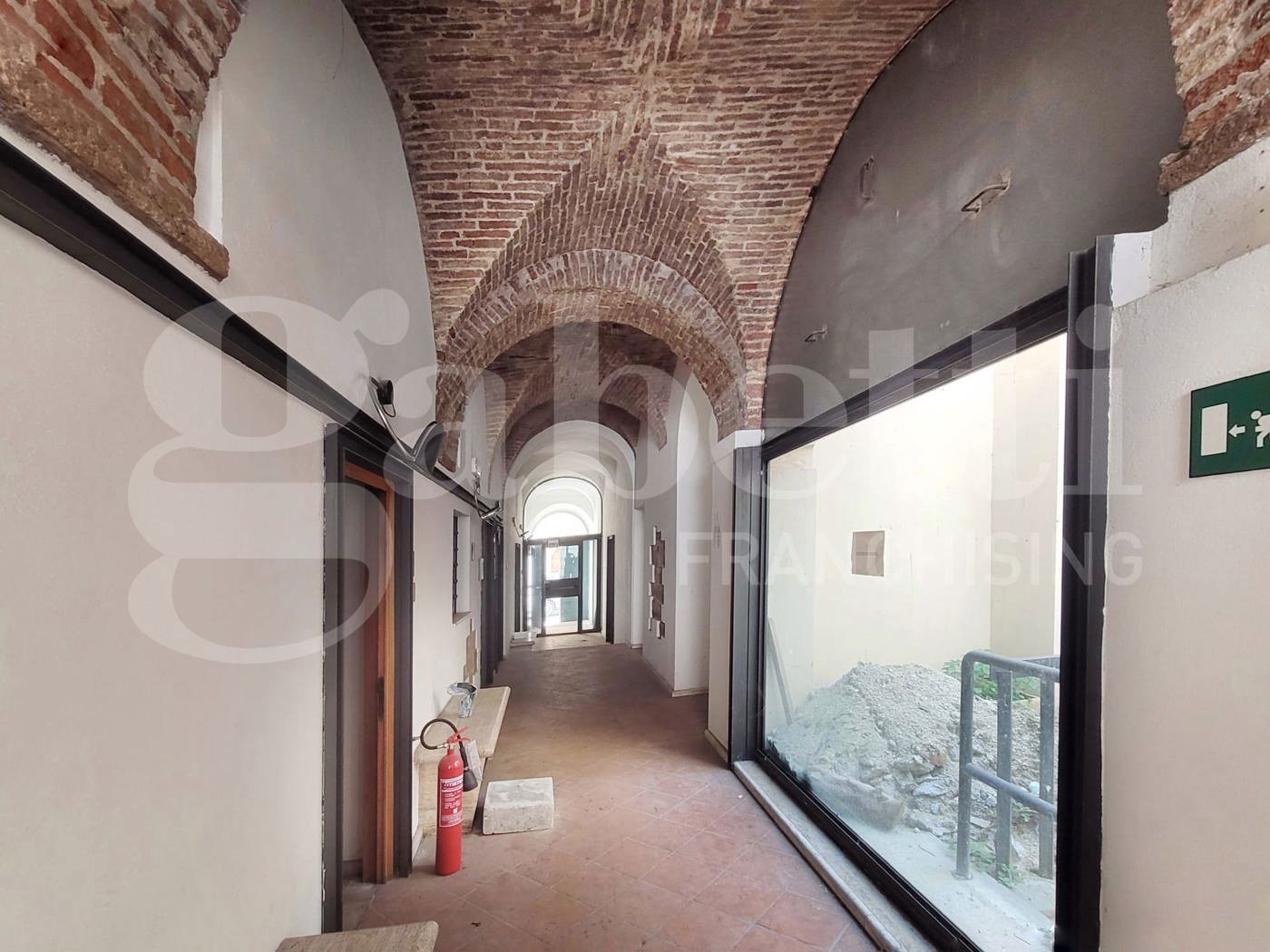 Stabile/Palazzo in vendita a Ascoli Piceno