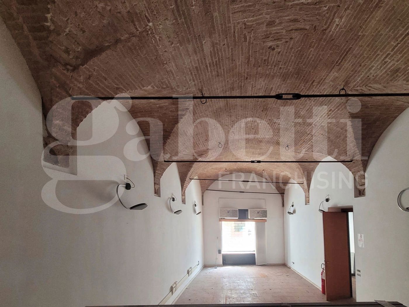 Stabile/Palazzo in vendita a Ascoli Piceno