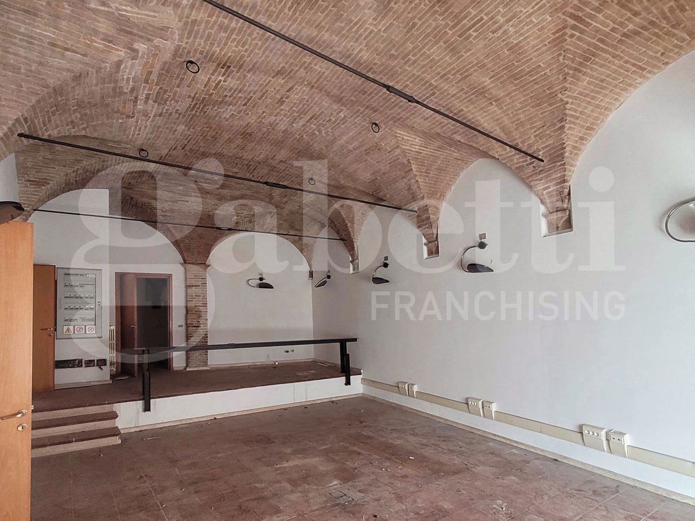 Stabile/Palazzo in vendita a Ascoli Piceno