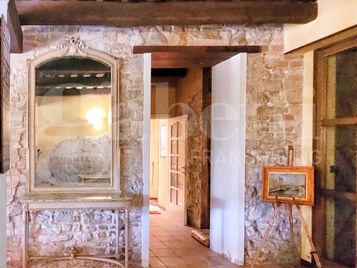 Villa con giardino a Altidona