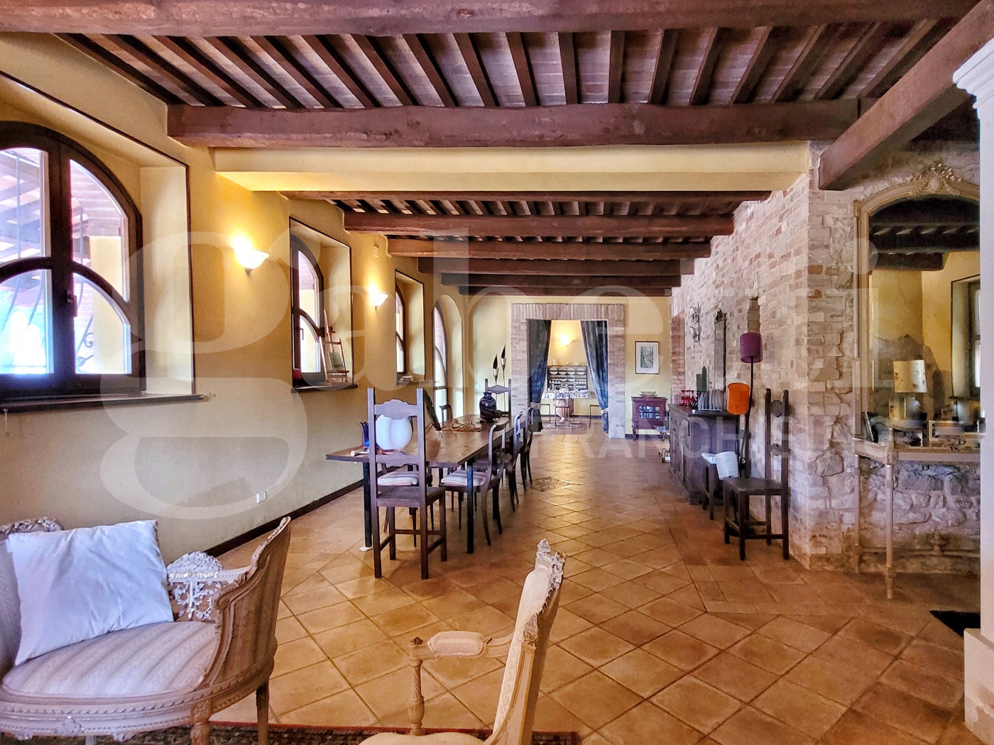 Villa con giardino a Altidona