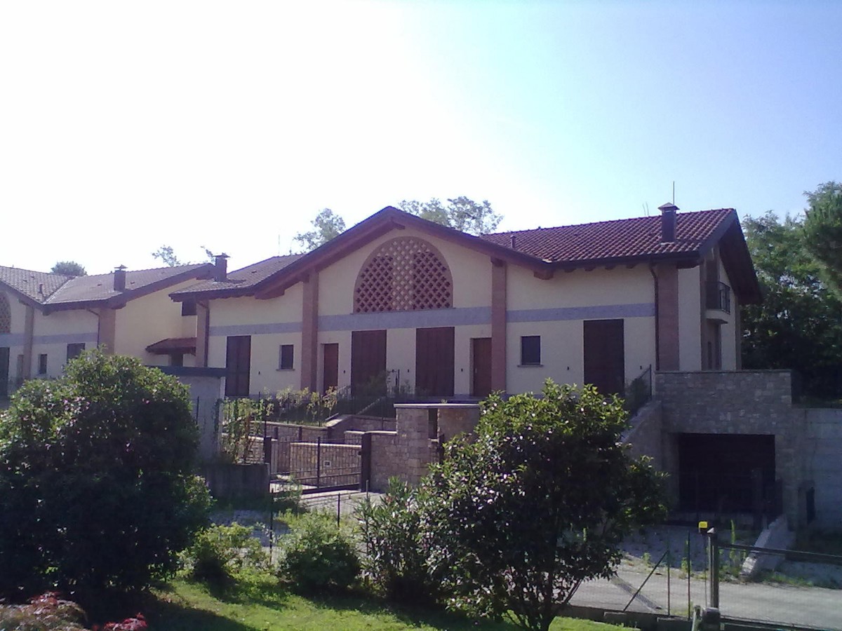 Villa con giardino a Triuggio