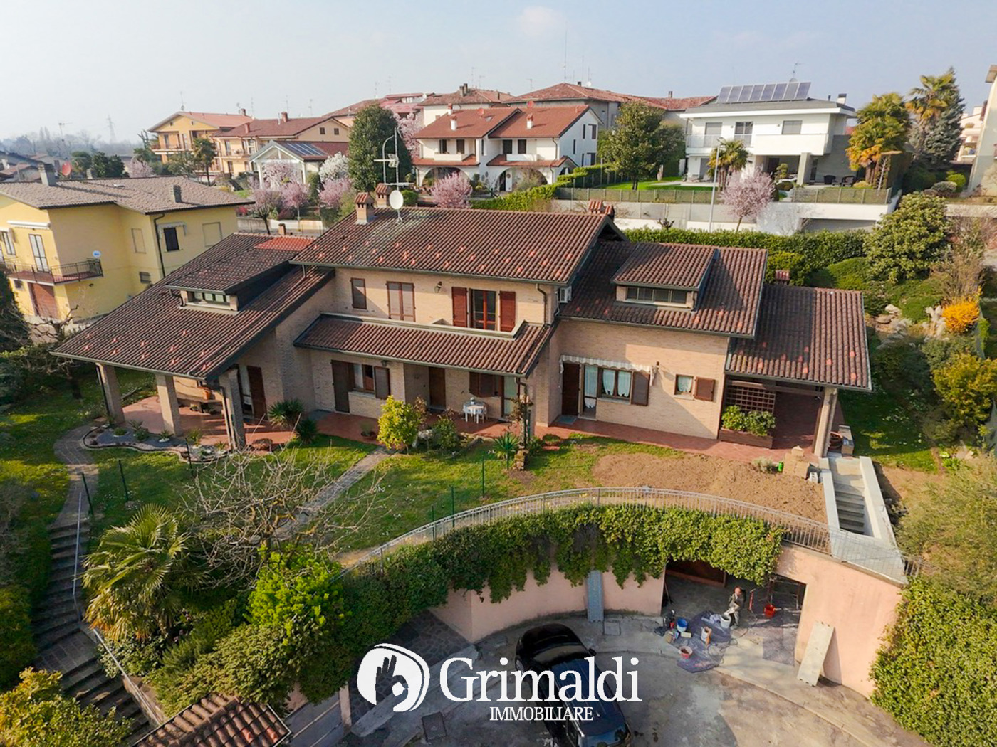 Villa in vendita a Besana in Brianza