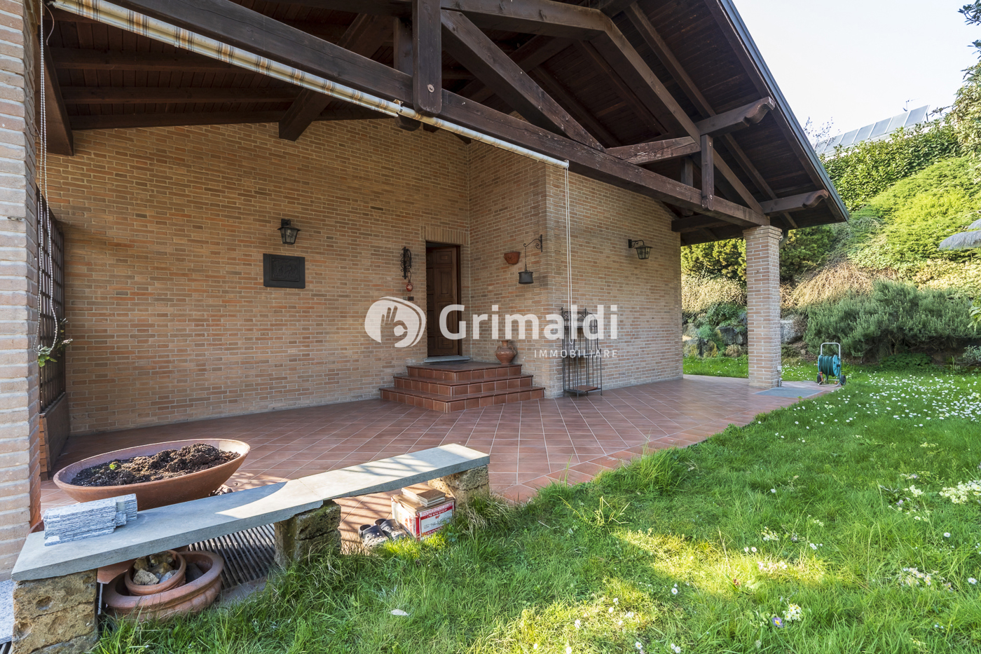 Villa in vendita a Besana in Brianza