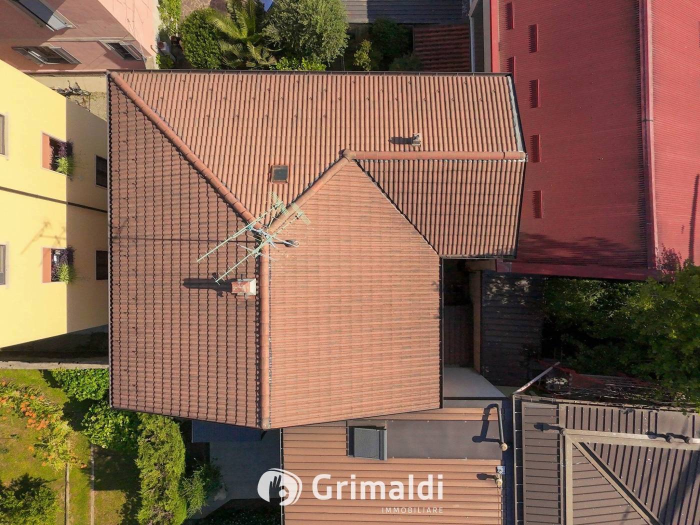 Trilocale da ristrutturare a Vedano al Lambro