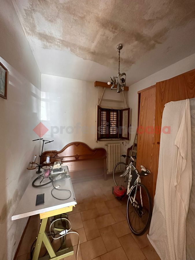 Casa indipendente da ristrutturare a Serravalle Pistoiese