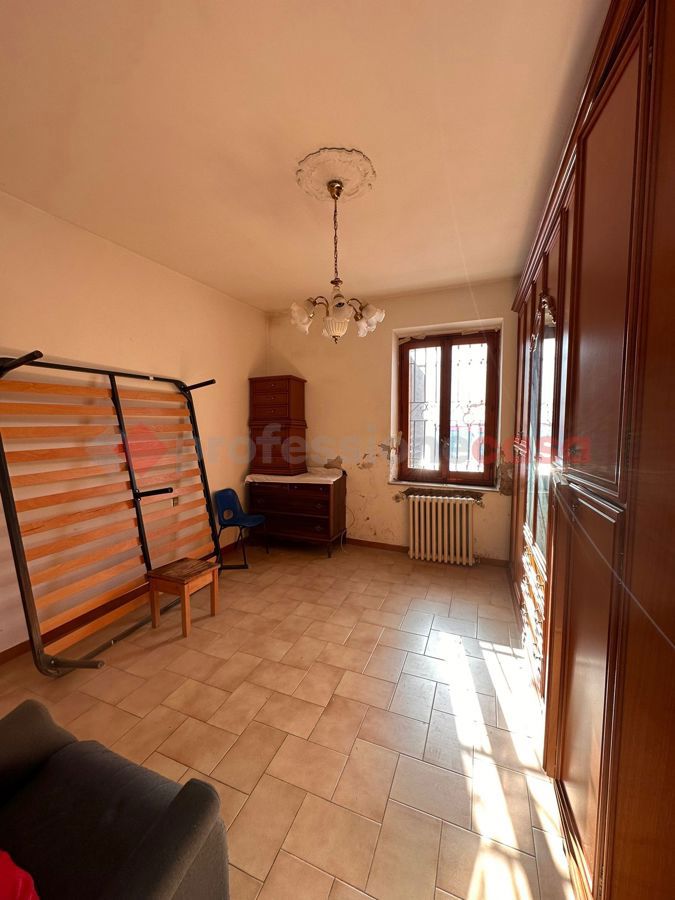 Casa indipendente da ristrutturare a Serravalle Pistoiese