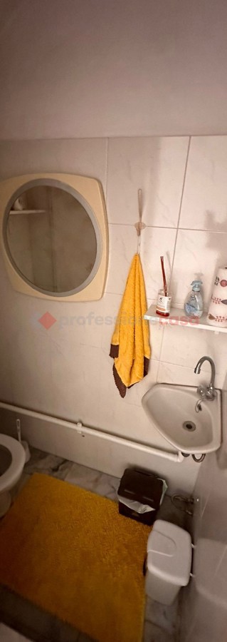 Ufficio ristrutturato a Pistoia