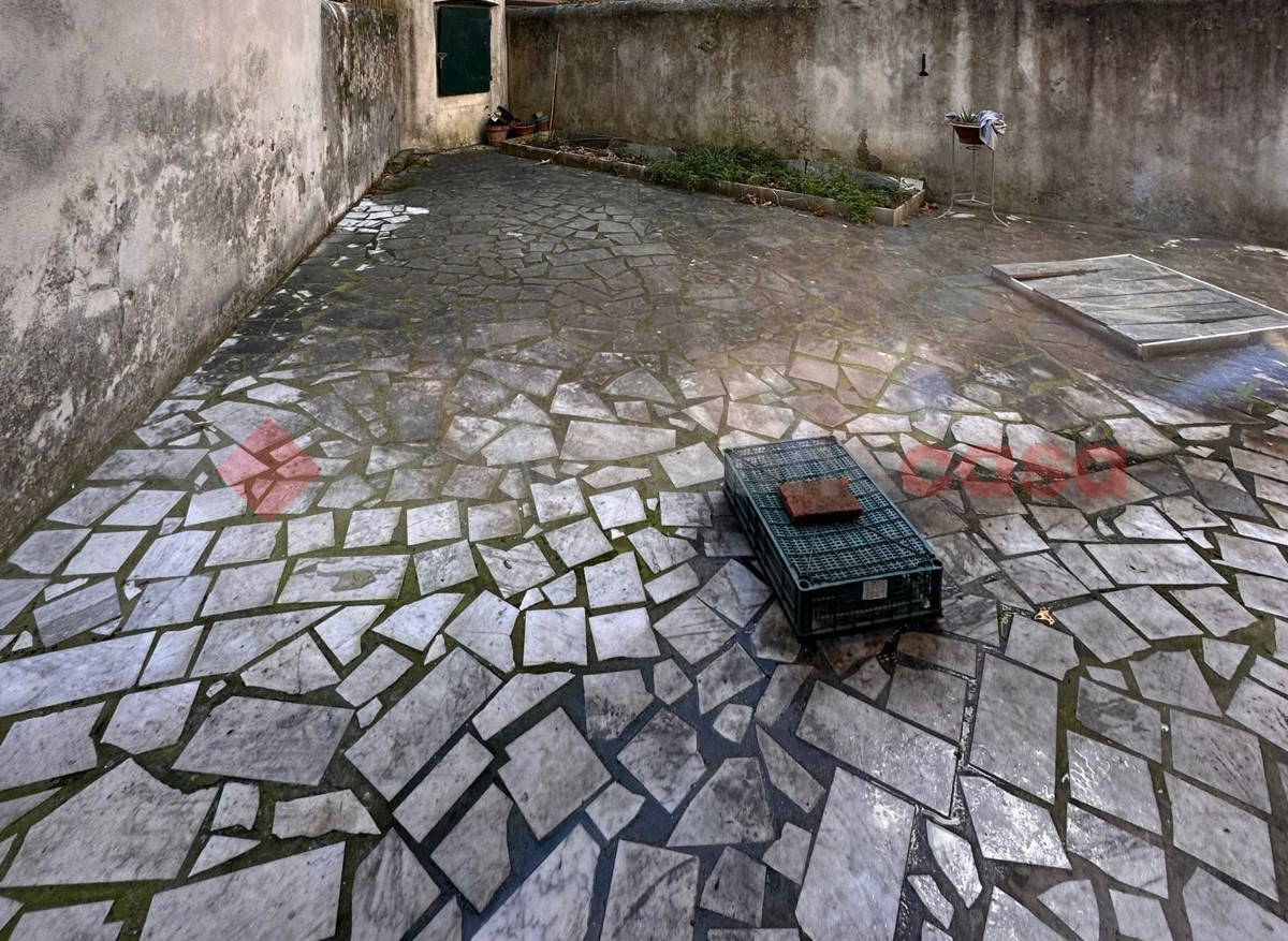 Ufficio ristrutturato a Pistoia