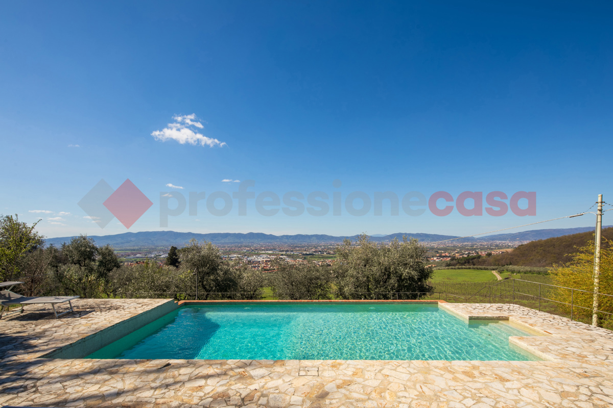 Villa con giardino a Montemurlo