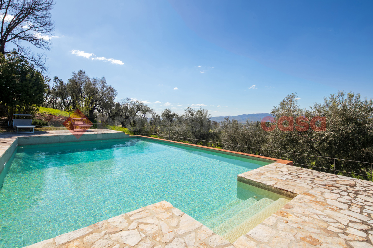 Villa con giardino a Montemurlo