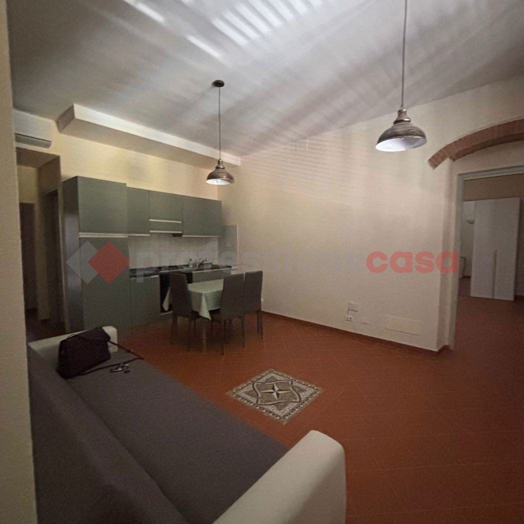 Quadrilocale arredato in affitto a Pistoia