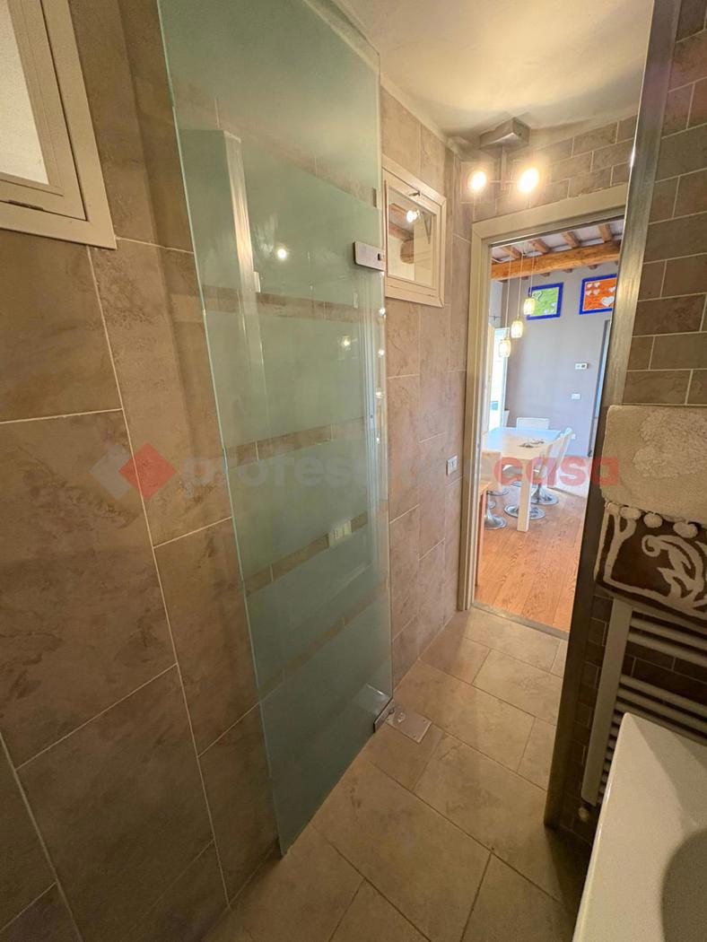 Bilocale arredato in affitto a Pistoia